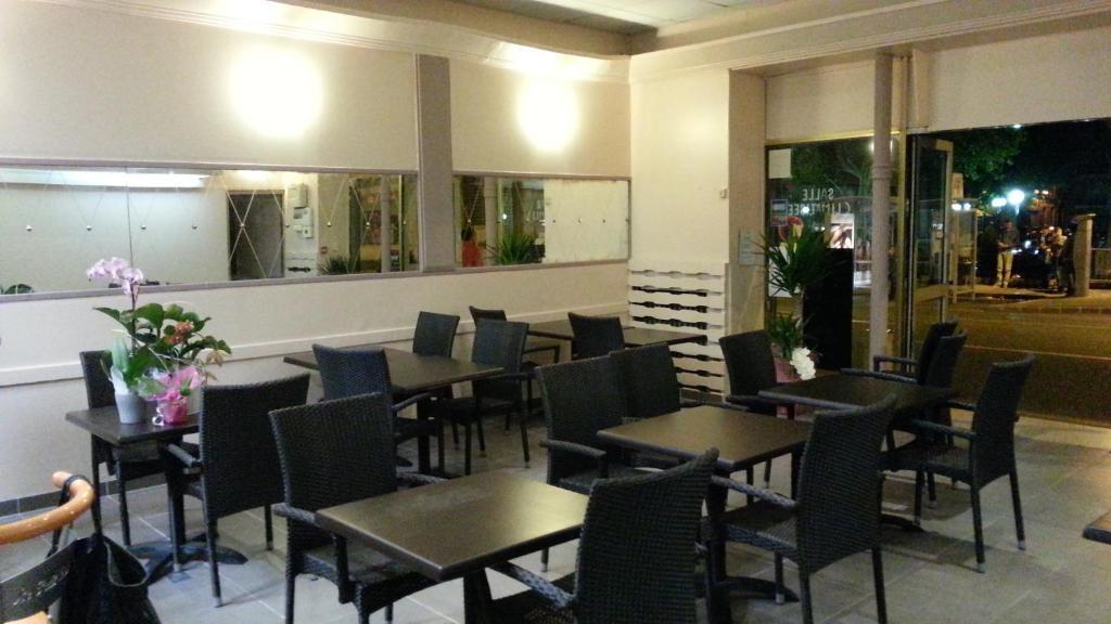 Hotel Du Theatre Salon-de-Provence Luaran gambar